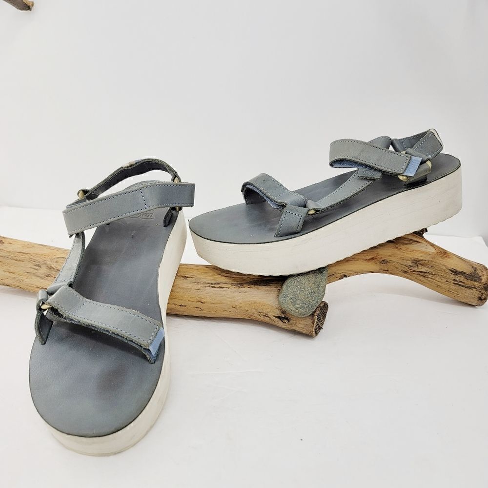 Teva universal leather flatform sandals